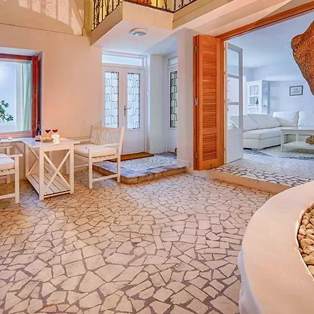 Apartment Luxury Living Nisos Vs Rhodes Town *