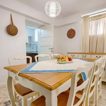 דירה Luxury Living Nisos Vs Rhodes Town